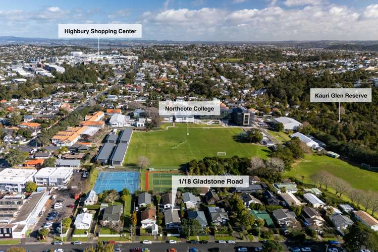 1/18 Gladstone Road Northcote_26
