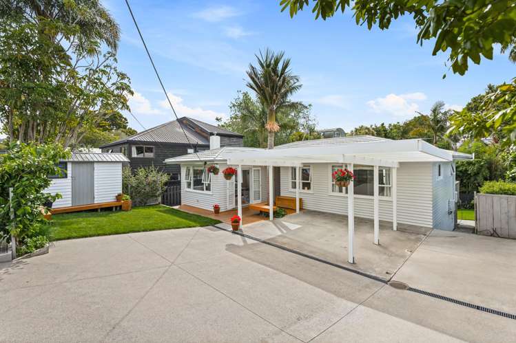 71 Saddleback Rise Murrays Bay_18