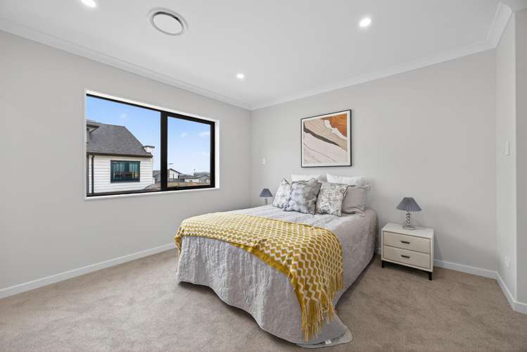 2 Ballyalton Crescent Flat Bush_30
