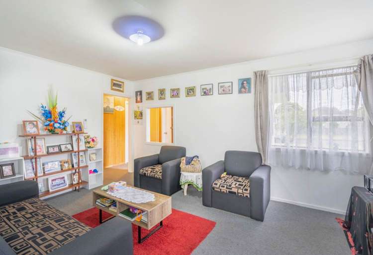 22 Laxon Avenue Otara_7