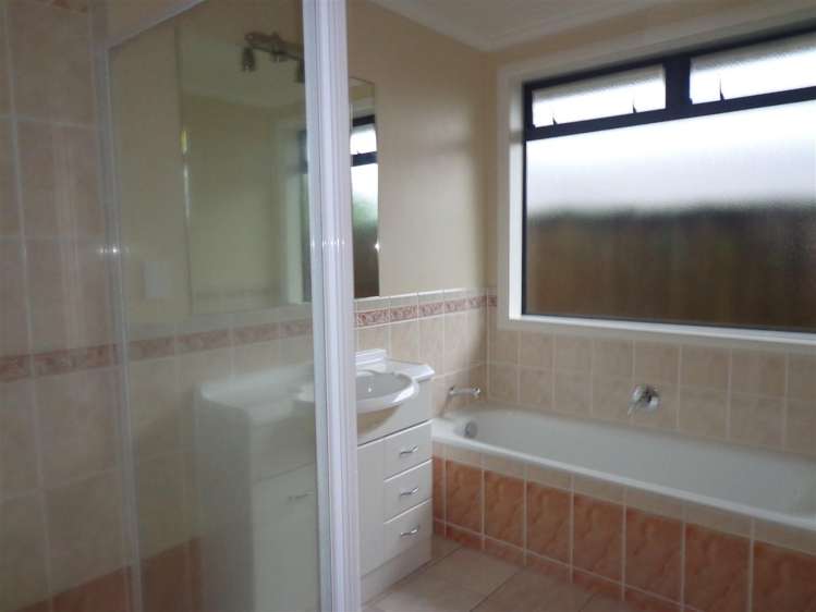 2 Ballyroney Place East Tamaki_5