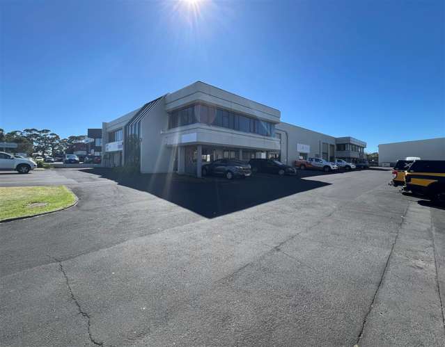 Unit D&E, 83 Springs Road East Tamaki_1