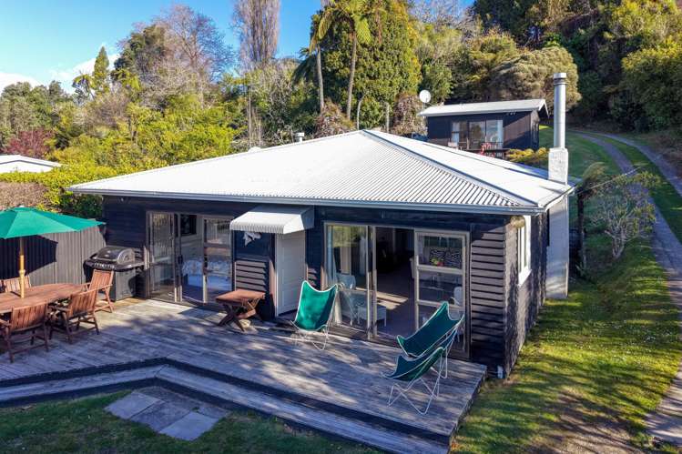 209 Spencer Road Lake Tarawera_11