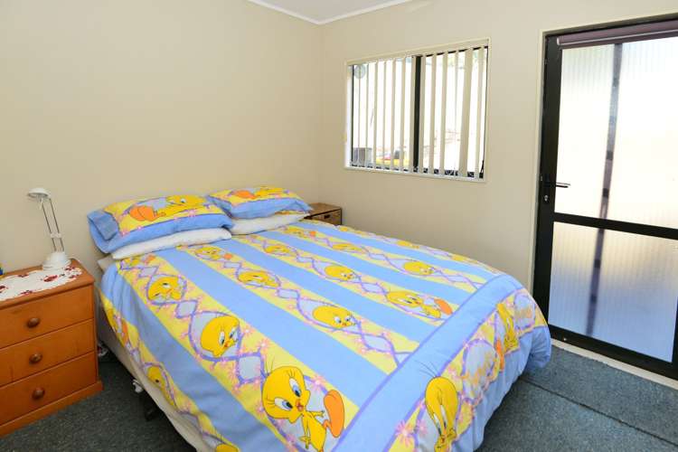 48 Hewlett Road Massey_10