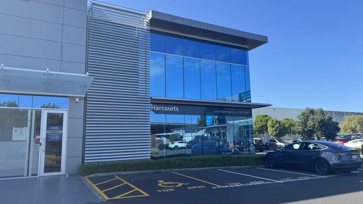 4-8 Pavilion Drive Mangere_14