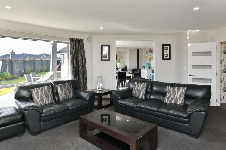 8 Coutts Lane West Melton_5