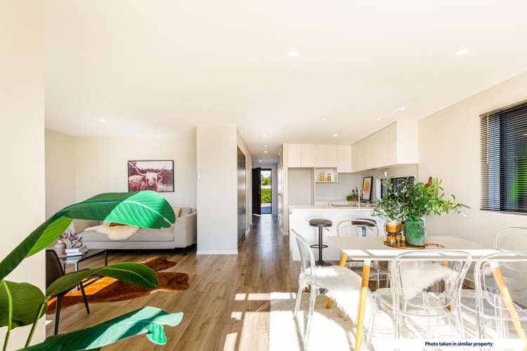 11 Irving Place Hobsonville_10