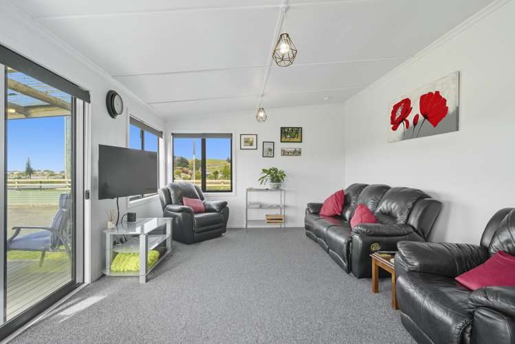 1354 Toko Mouth Rd Milton_3
