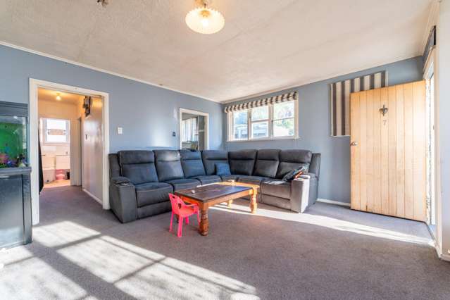 7 Tweedy Street Marchwiel_1