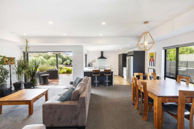 17 Chipping Lane Redwood_8