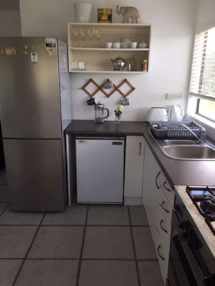 219 Gills Road Albany Heights_6