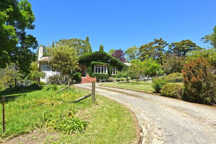 70 Blue Mountains Road Pinehaven_2