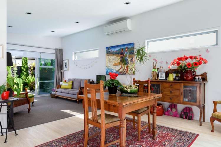 9 Bisley Way Brookfield_9