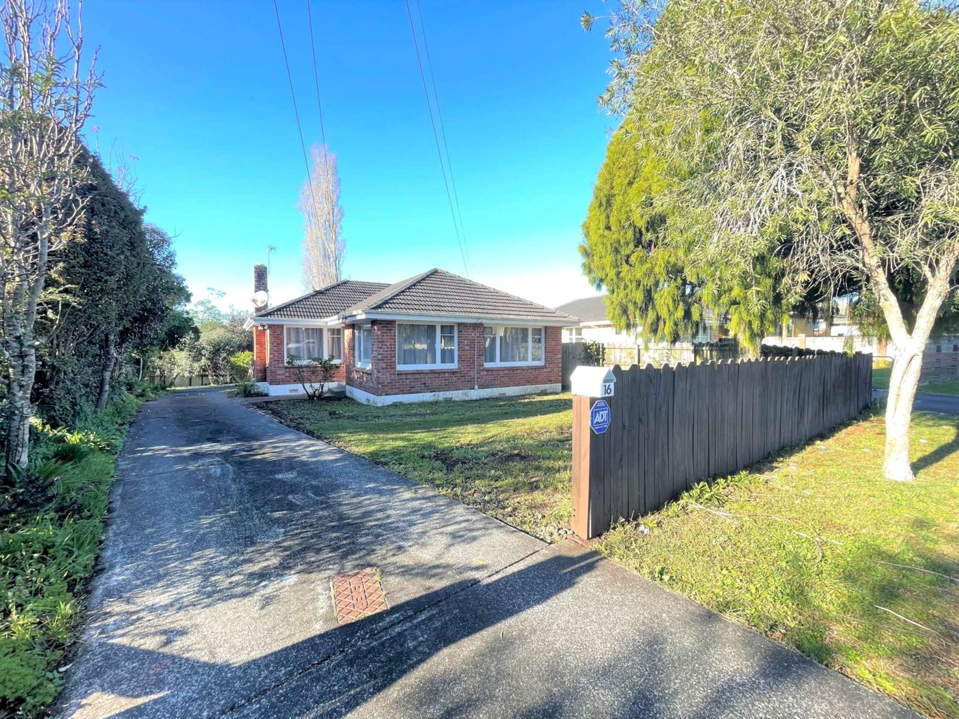 16 Tindall Crescent Otara_0