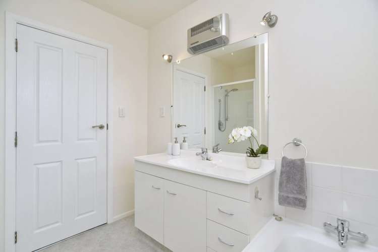 43 Valecrest Avenue Parklands_14