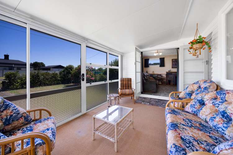 53 King Street Opunake_16