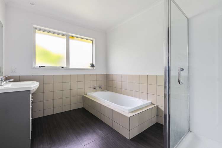 12 Paget Drive Woodend_12