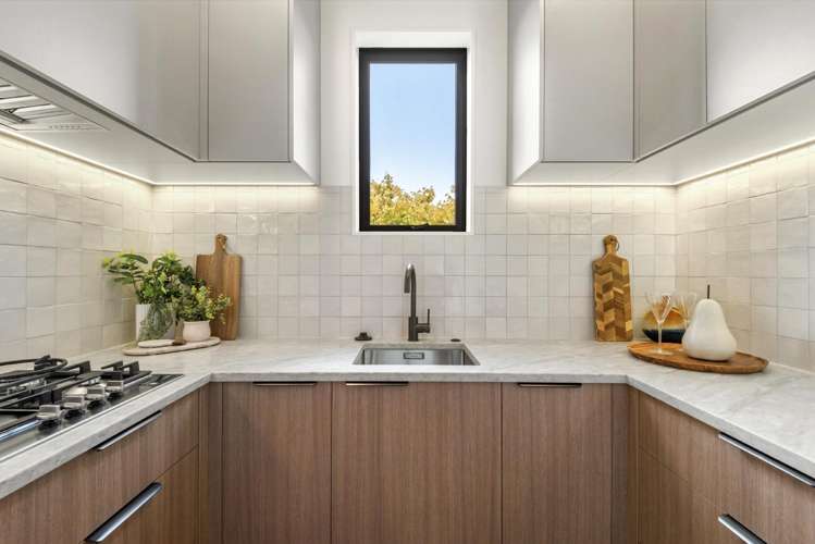 8A Serrata Place Browns Bay_15