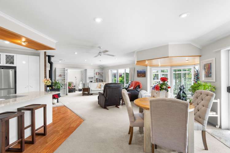 50b Karnak Crescent Russley_5