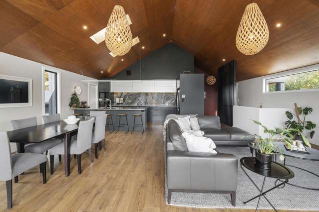 16 Sloane Avenue Tihiotonga_4