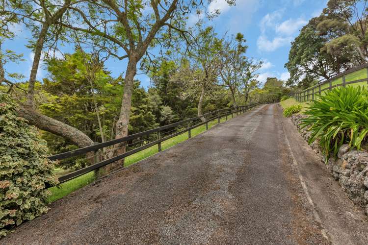 63 Memorial Drive Parahaki_40