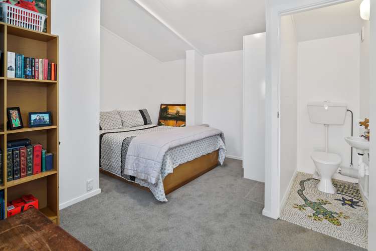 37 Norwich Street Stoke_17