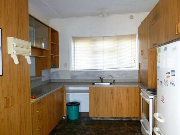 135 Fitzherbert Street Hokitika_21