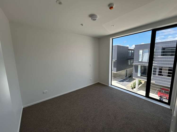 5/12 Treasure Lane Te Atatu South_7