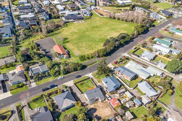 16 Alberta Road Glen Avon_25