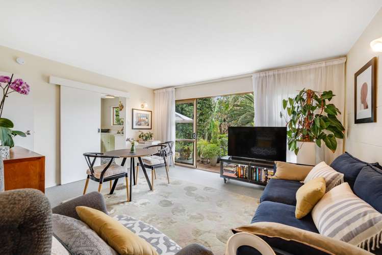 40 Glenfern Road Mellons Bay_15