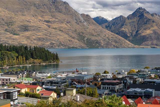 Unit 6, Heritage Heights, 7 Anderson Heights Queenstown_2