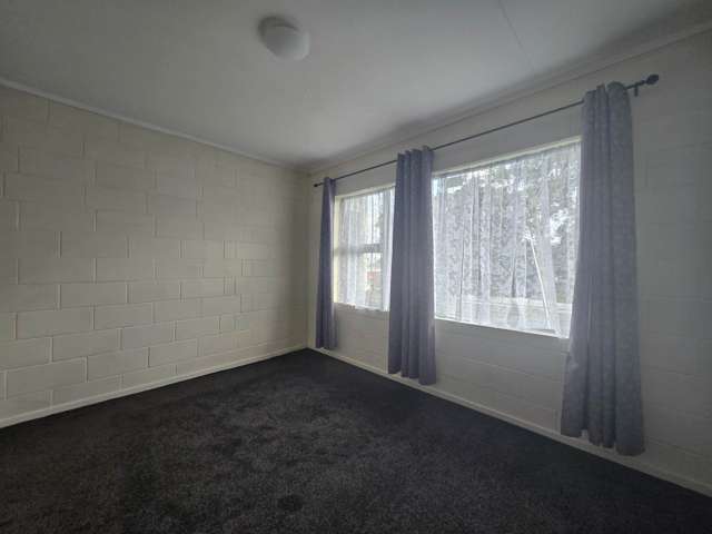 3/2 Tennessee Avenue Mangere East_3