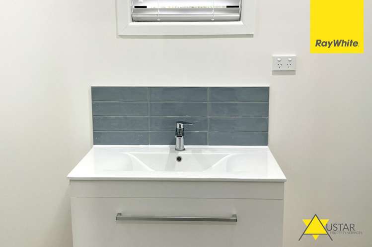 1/77 Riverpark Crescent Henderson_5