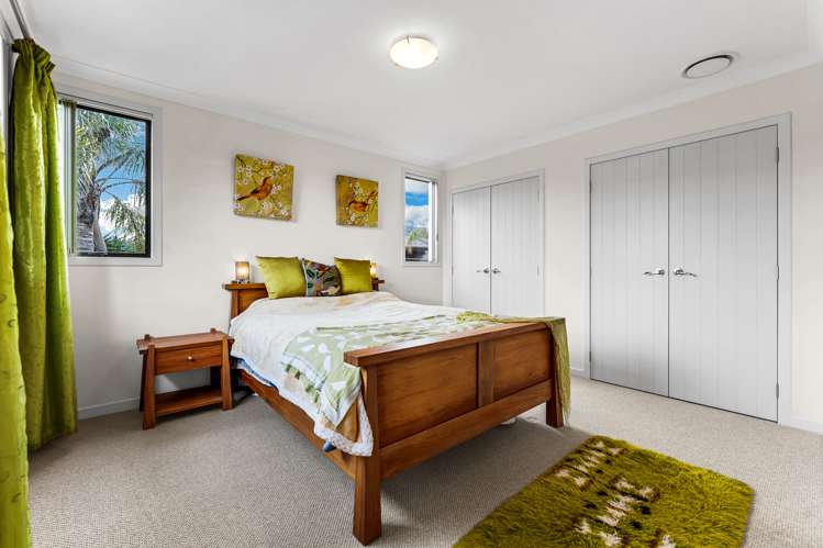 34 South Kensington Way Henderson_13