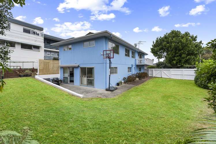 2 Grove Road Devonport_18