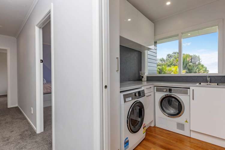 210 Konini Road Titirangi_13