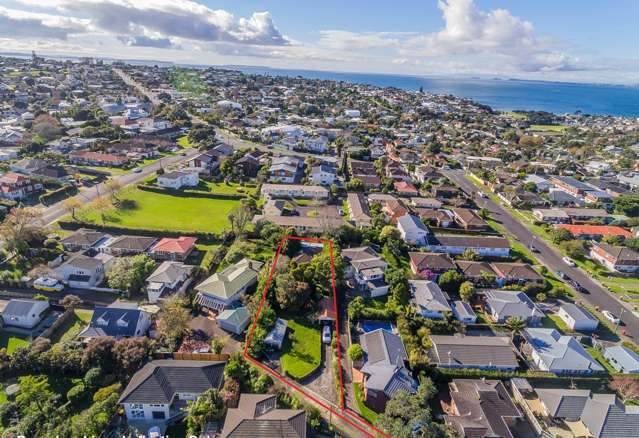 Rare 1,260m2 Milford Gem: Opportunity Knocks!