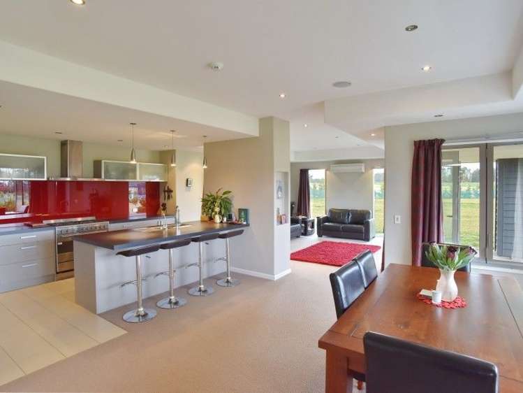 85 Bridge Road Fernside_4