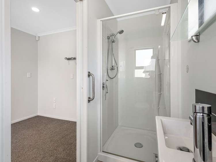 68A Auckland Rd Greenmeadows_13