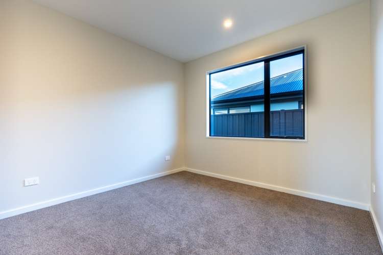 118 Burdon Loop Lake Hawea_19