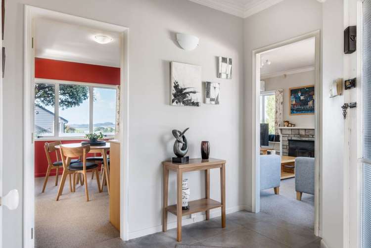 65a Frederick Street Hillsborough_13