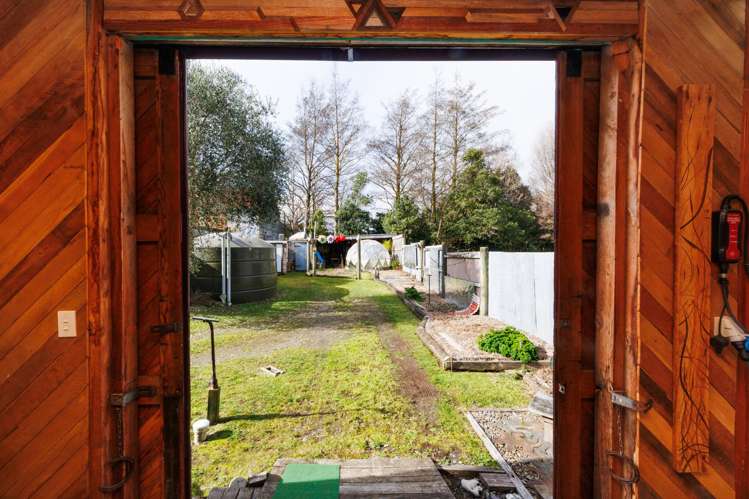 2898 Kimbolton Road Kimbolton_24