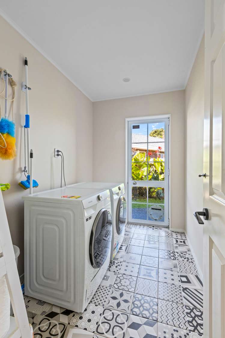 33 Maygrove Drive Orewa_19