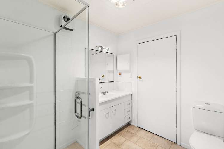 408 Fenwick Street Mayfair_6