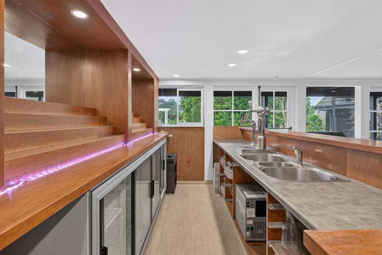 182 Paekakariki Hill Road Pāuatahanui_11