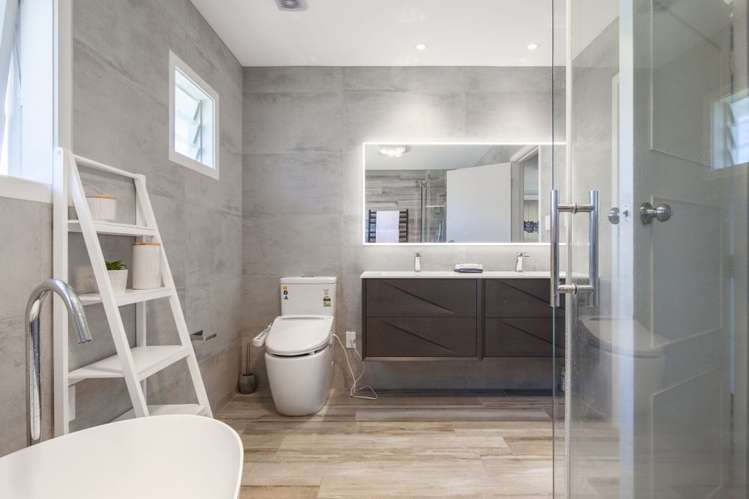 15 Benders Avenue Hillcrest_17