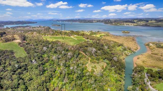 EXQUISITE VIEWS - JETTY - BUILD PLANS AVAILABLE