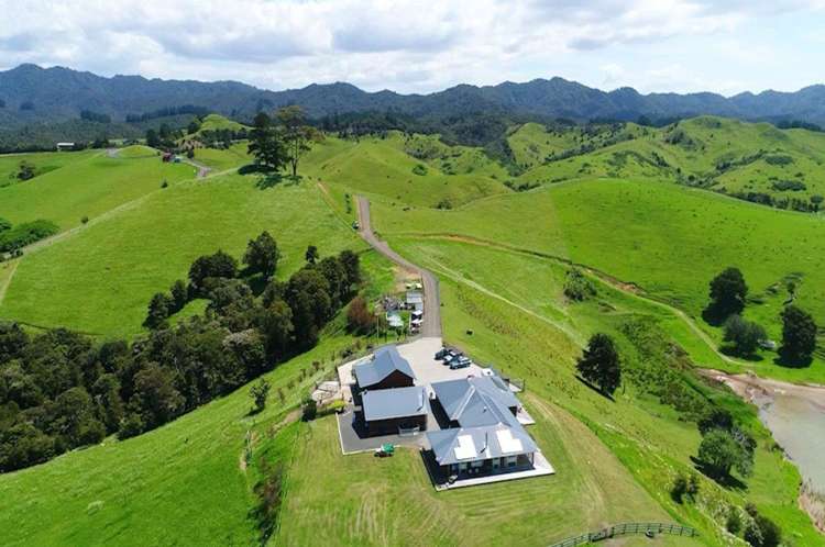 9 Whangaruru Wharf Road Whangaruru_27