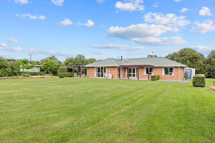 169 Telegraph Road Burnham_21