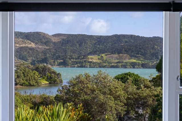 2 Rose Street Raglan_2